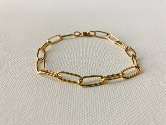 Bracelet ~  Medium Gold Paperclip  Bracelet