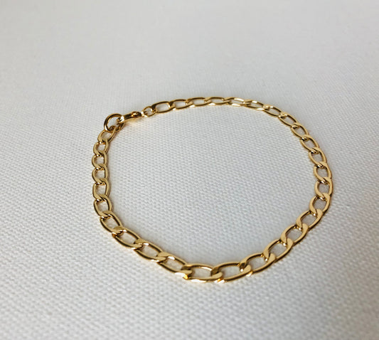 Bracelet ~ Gold Oval link Bracelet