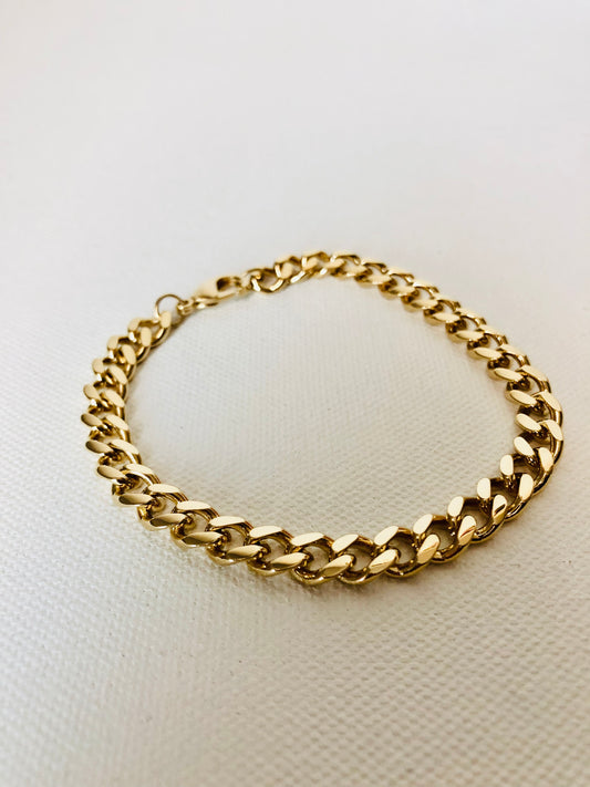 Bracelet ~ 1/4”  Gold Cuban Link